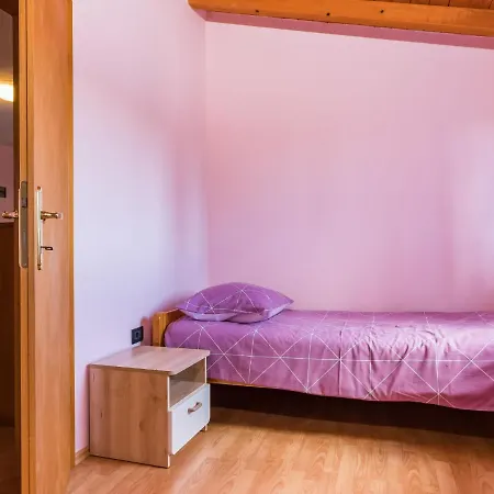 Kostro-1 By Interhome Lägenhet Nova Vas (Porec)